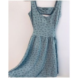 🎀AEO SKATER DRESS VITH VINTAGE FLORAL PATTERN